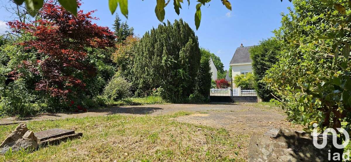 Terrain 256 m² à Grandchamps-Des-Fontaines  - photo 4