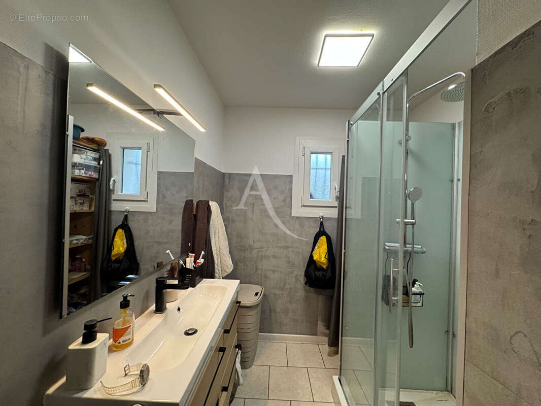 Maison à LABESSIERE-CANDEIL