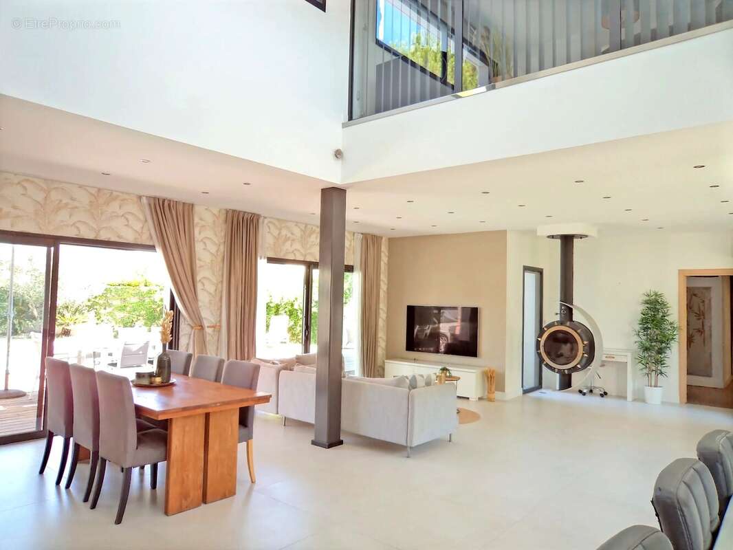 Villa contemporaine avec piscine - photo 4