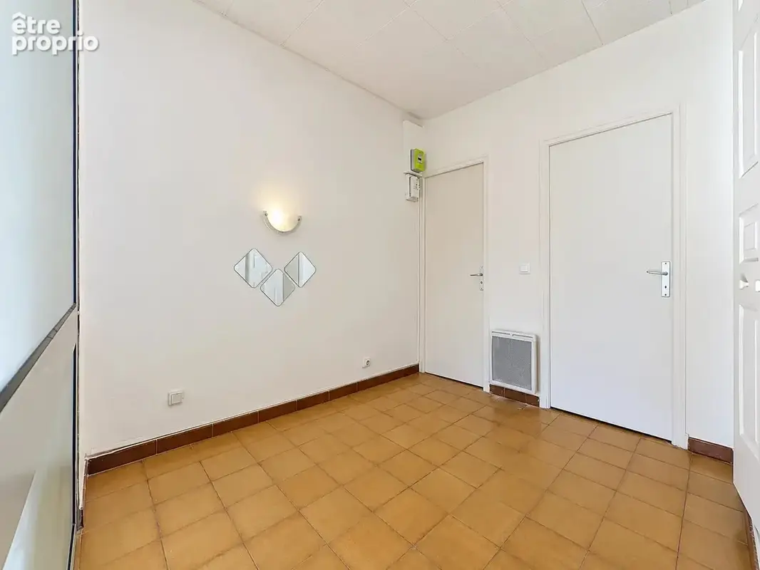 Marseille 5e – t1 bis traversant – secteur baille - photo 5