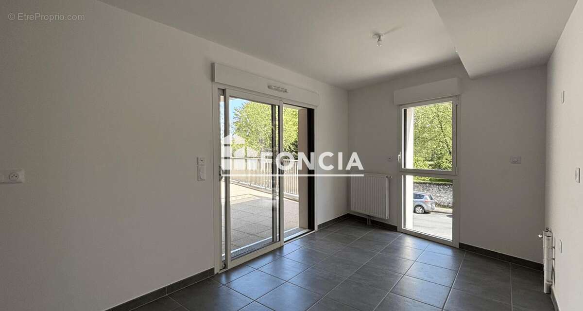 Appartement à LA RICHE