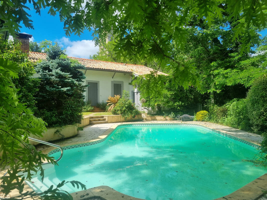 Maison à BAZAS