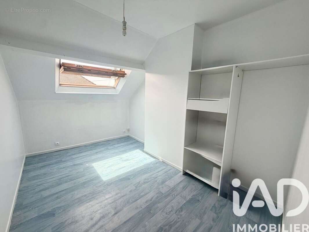 Appartement 29 m² à Crepy-En-Valois  - photo 4