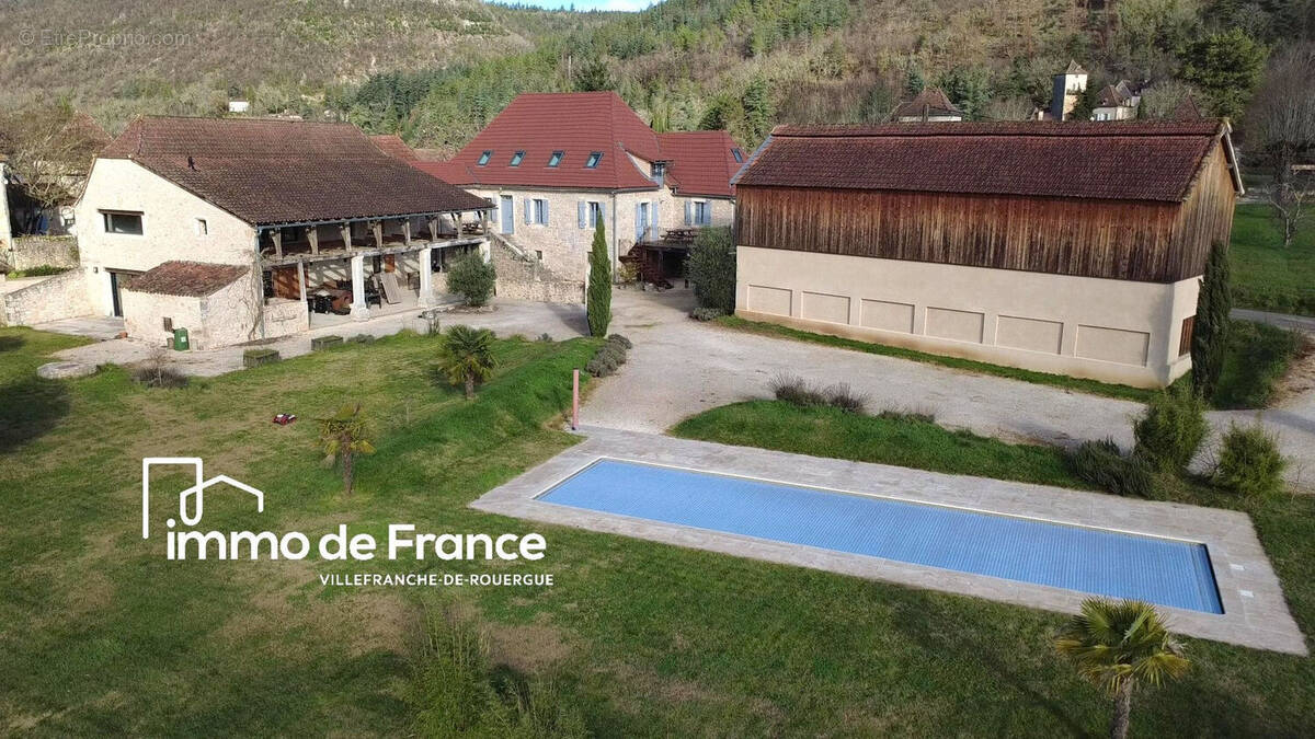 Maison à SAINT-CIRQ-LAPOPIE