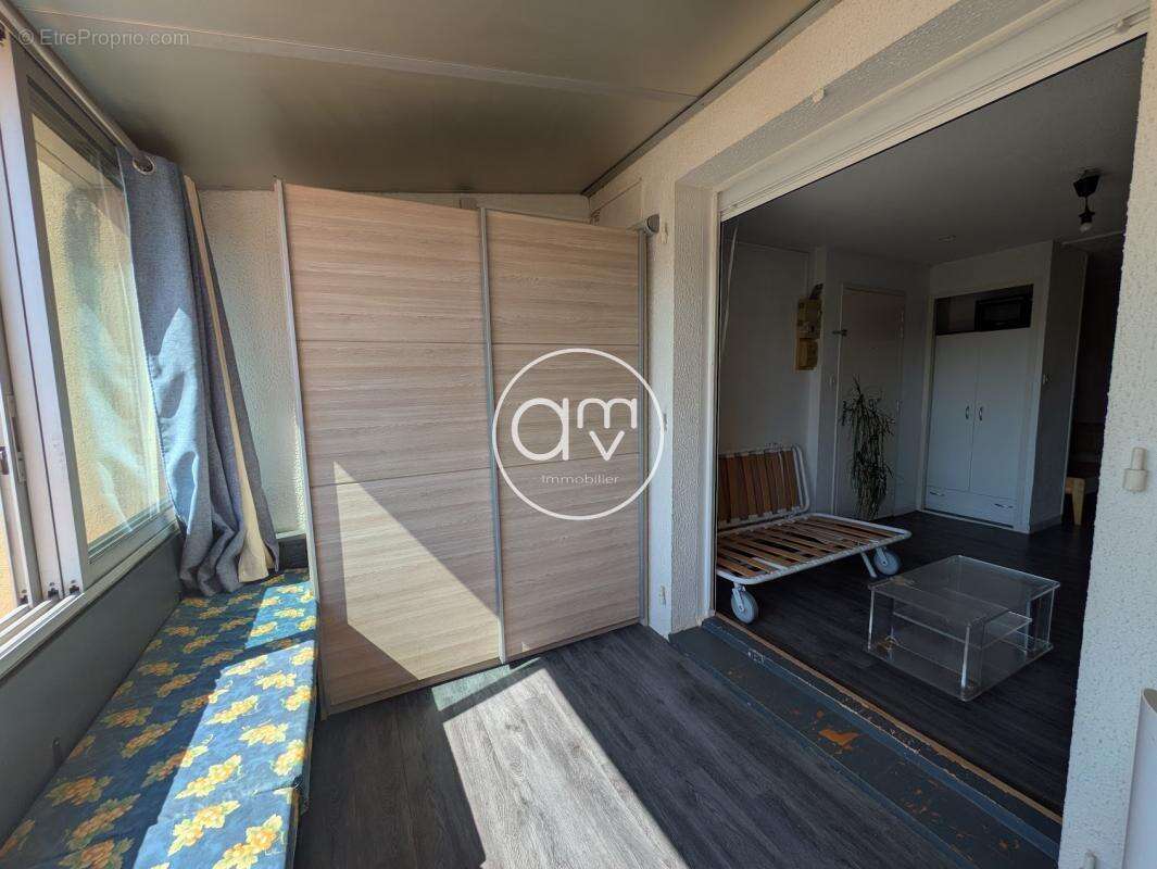 Appartement à LA LONDE-LES-MAURES