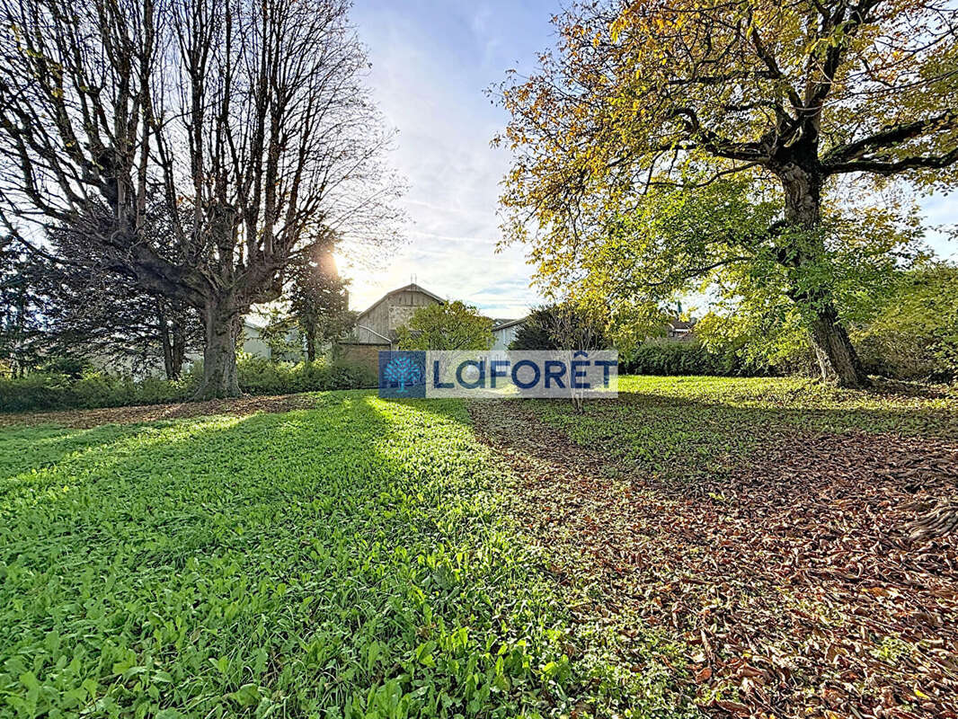 Maison à ECLARON-BRAUCOURT-SAINTE-LIVIERE