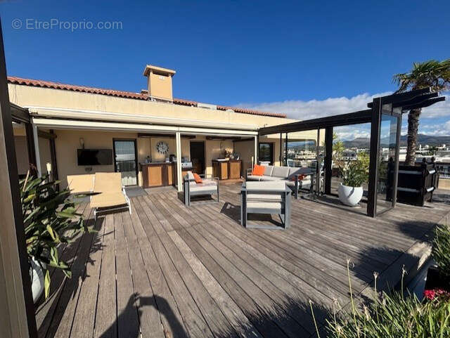 Appartement à FREJUS