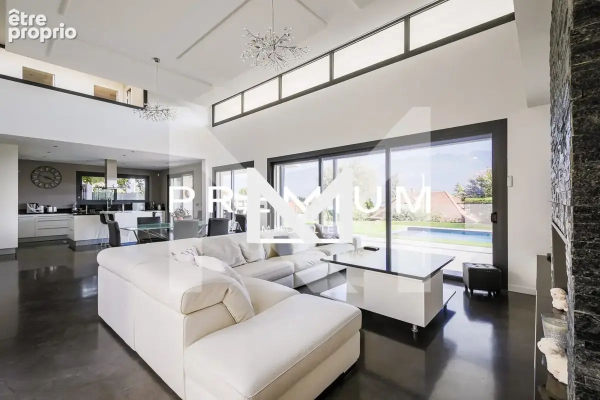 Maison 8 pièces 249 m² à vendre à Saint-Ismier (38330) - photo 4