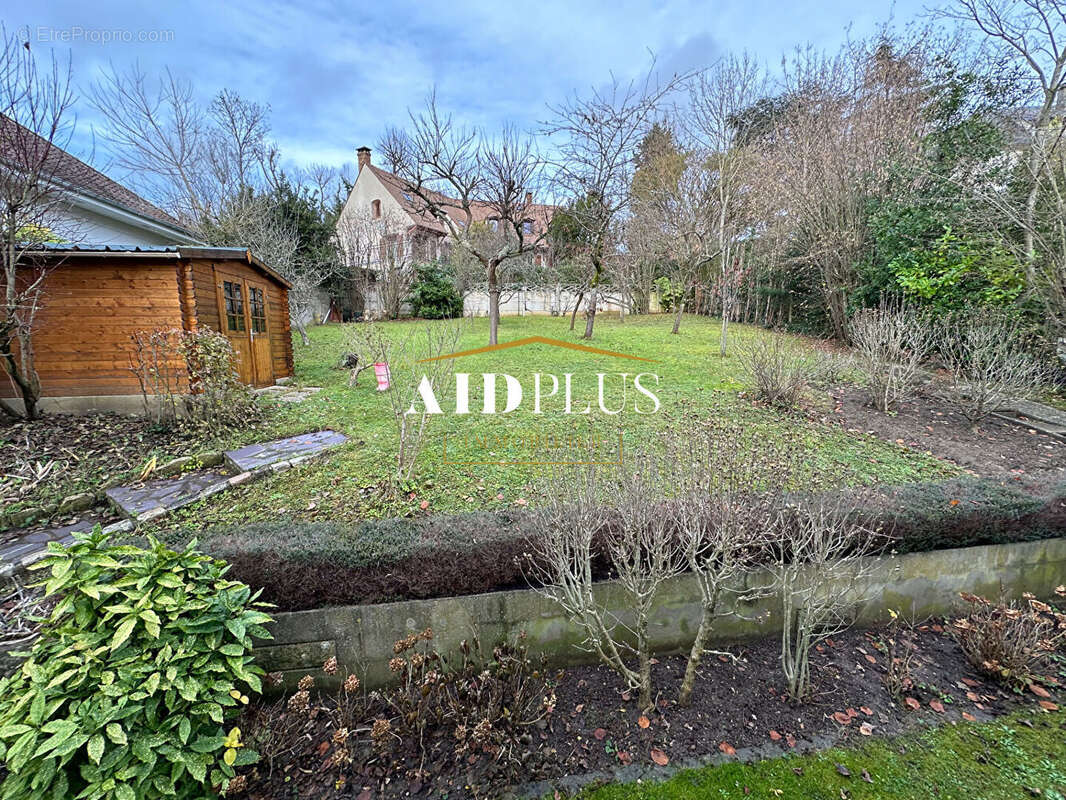 Maison à SAINT-LEU-LA-FORET