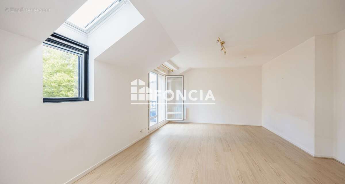 Appartement à CHARTRES-DE-BRETAGNE