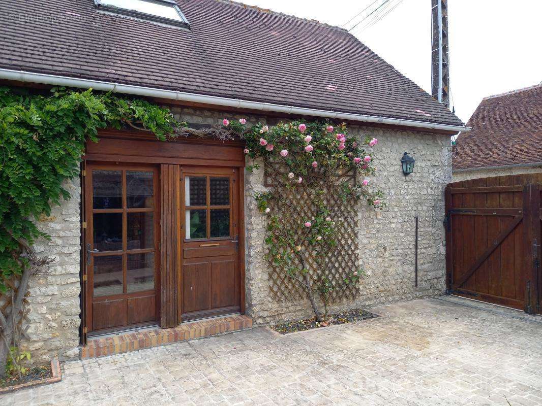 Maison à BOISCOMMUN