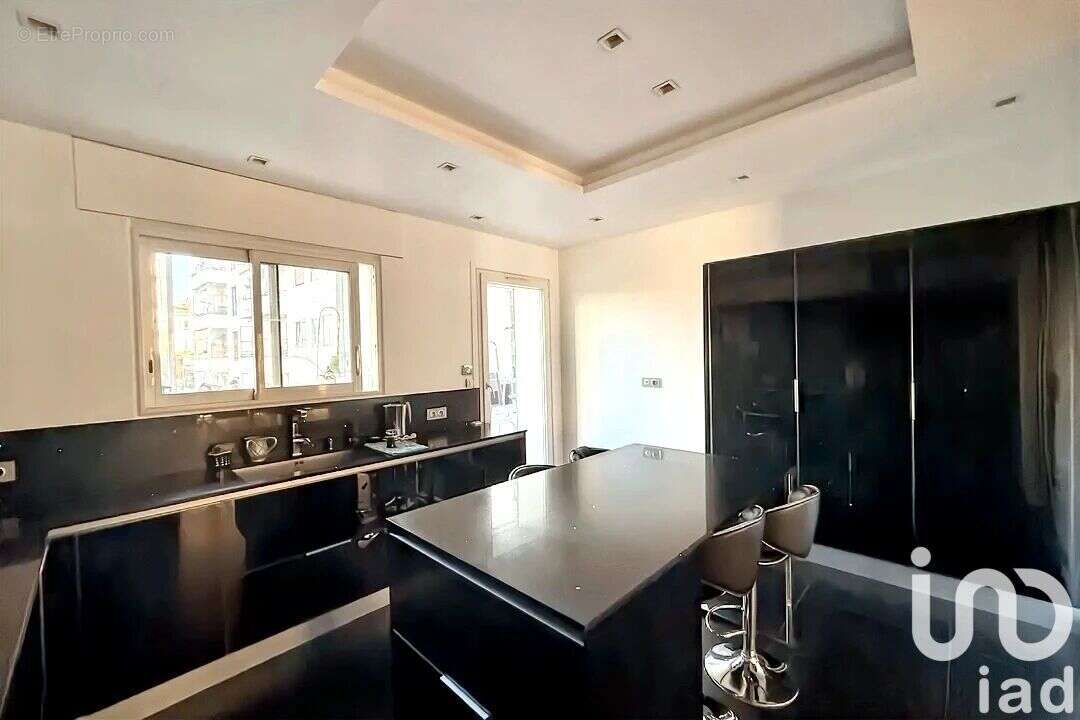 Photo 9 - Appartement à MARSEILLE-8E