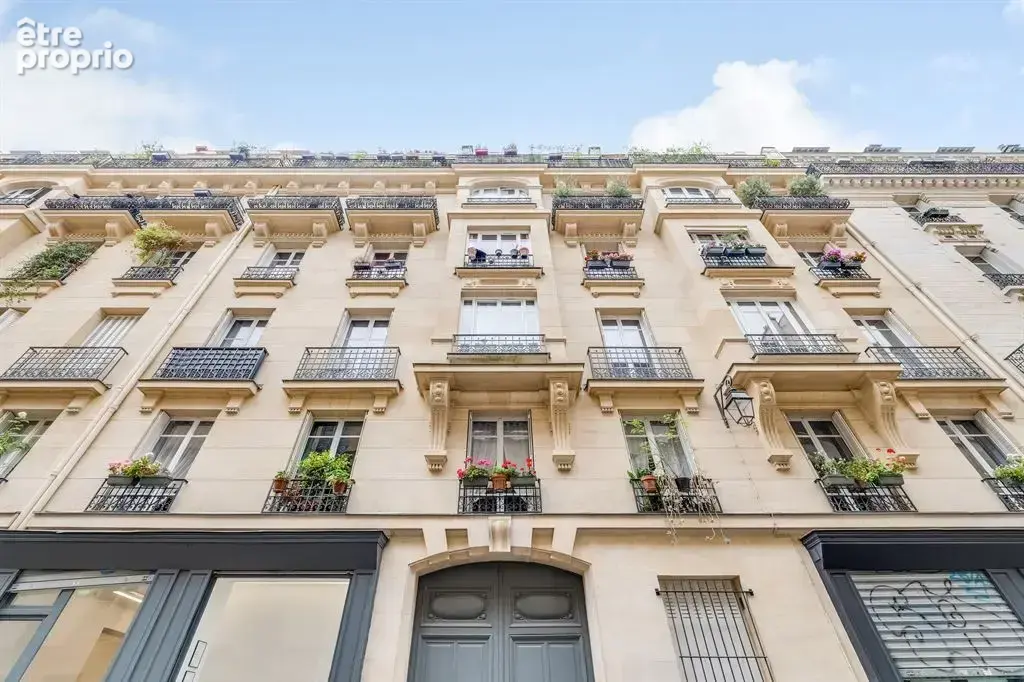 Paris 3e – Le Marais – 2 pièces au dernier étage avec ascenseur - photo 5