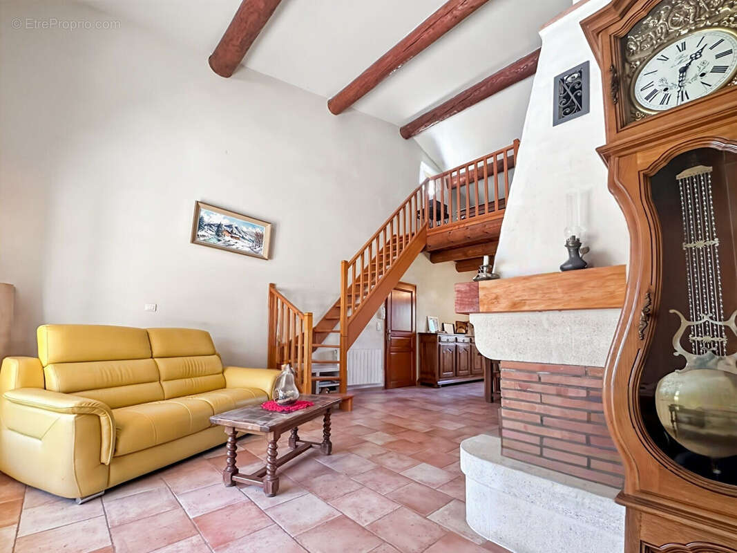 Maison à MOLLEGES