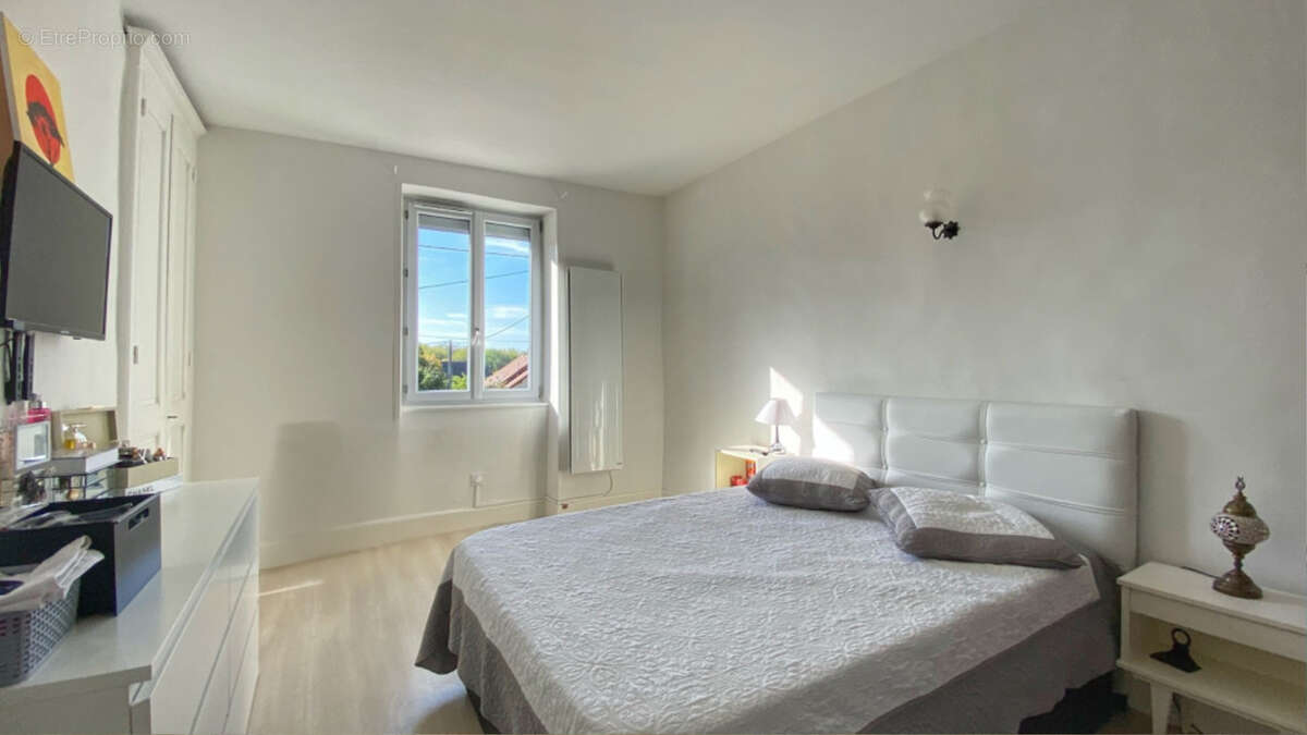 Maison à LA MURETTE