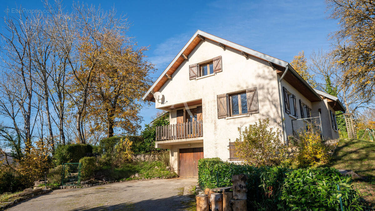Maison à LECT