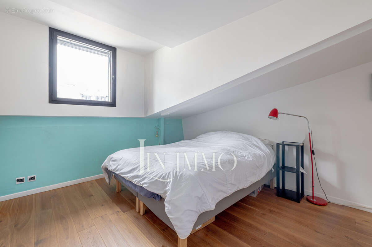 Appartement à PARIS-14E