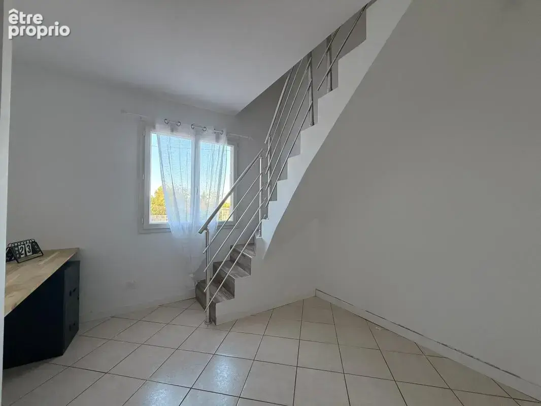 Saint Symphorien sur Saône, Maison de 120,87 m² , 4 chambres, double garage, terrain 696m² - photo 28