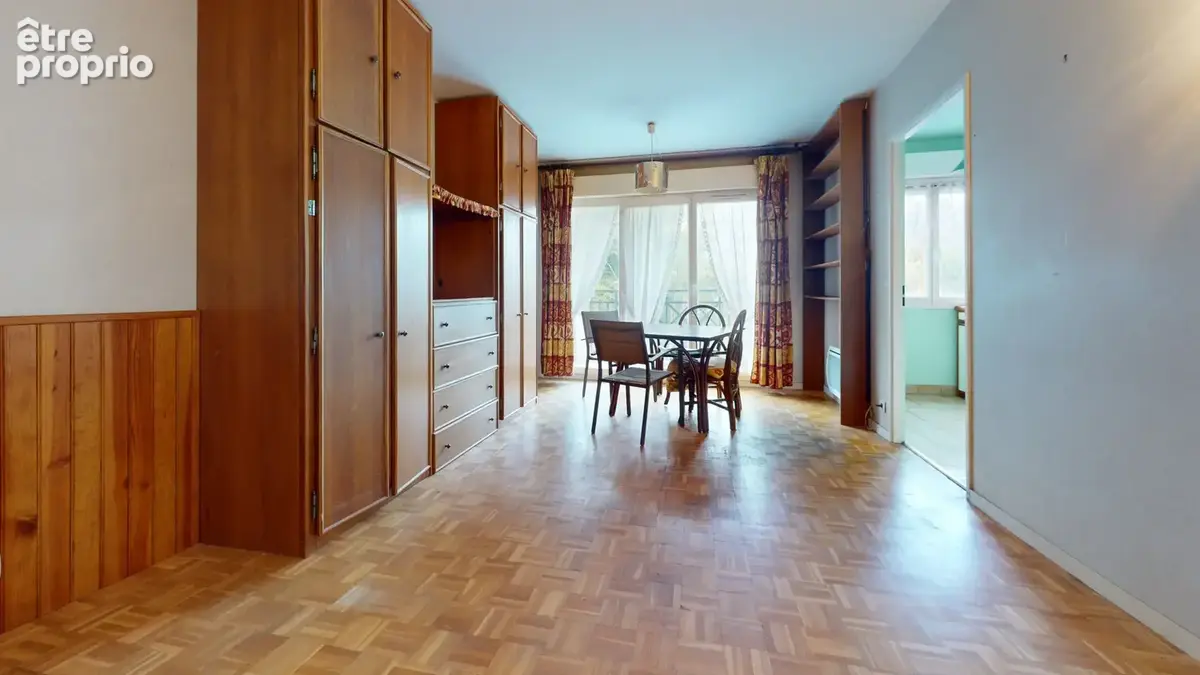 Appartement à HOUILLES