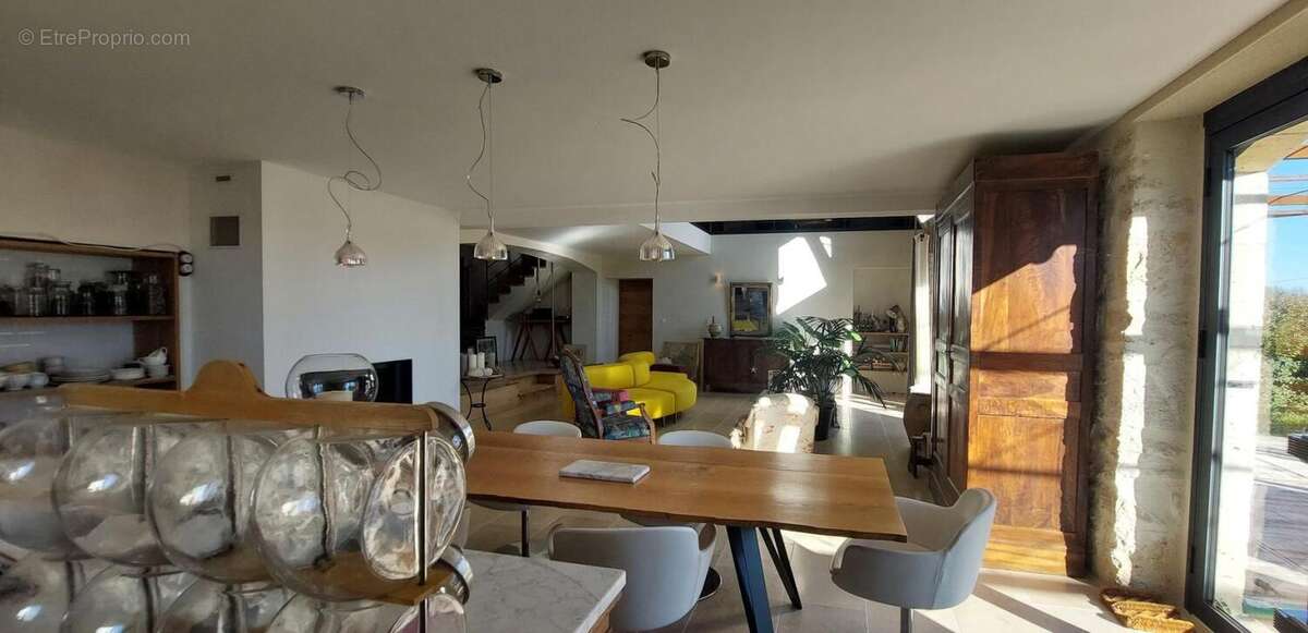 Maison à CREMPS