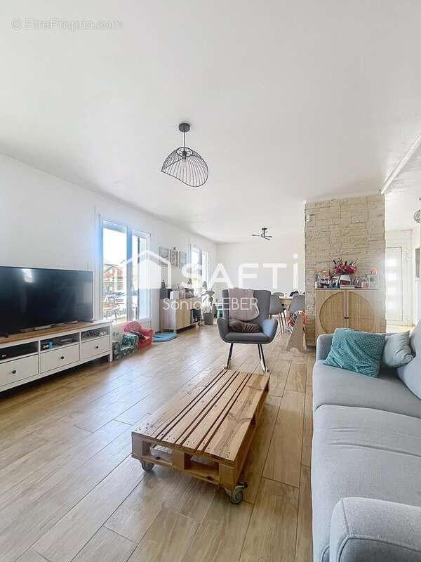 Maison 138 m² à Vitry-Le-Francois  - photo 3