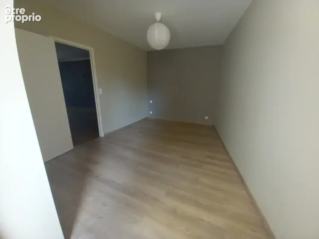 Millau   un bel appartement aux volumes généreux, lumineux et au calme - photo 7