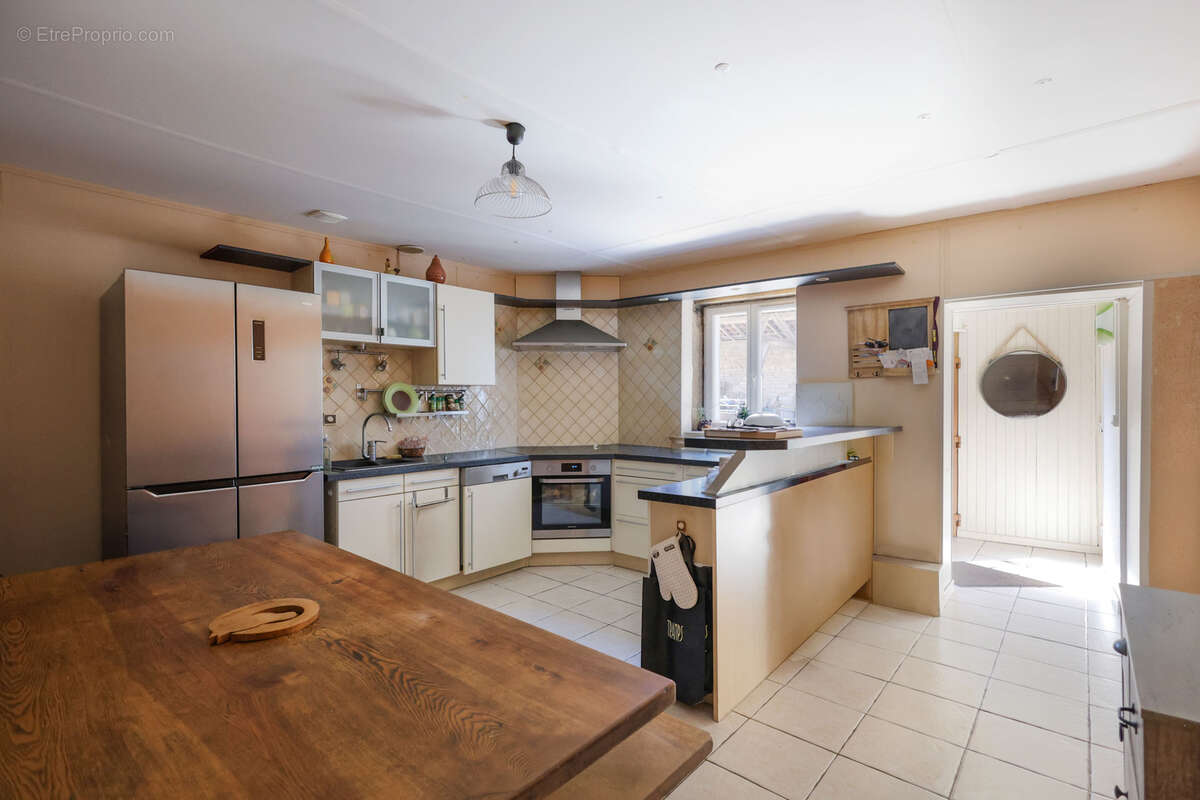 Maison à SAINT-BENIGNE