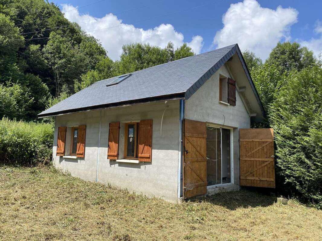 Maison à CAMPAN