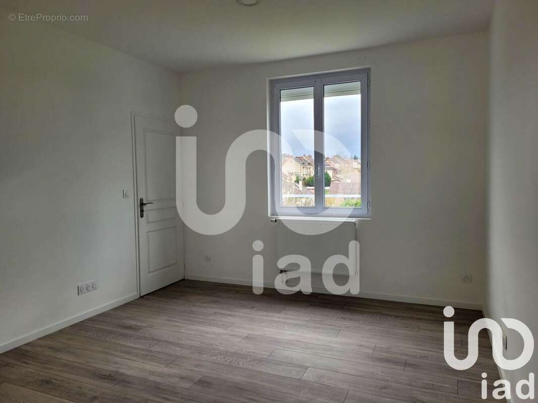 Photo 6 - Maison à MONTLUCON