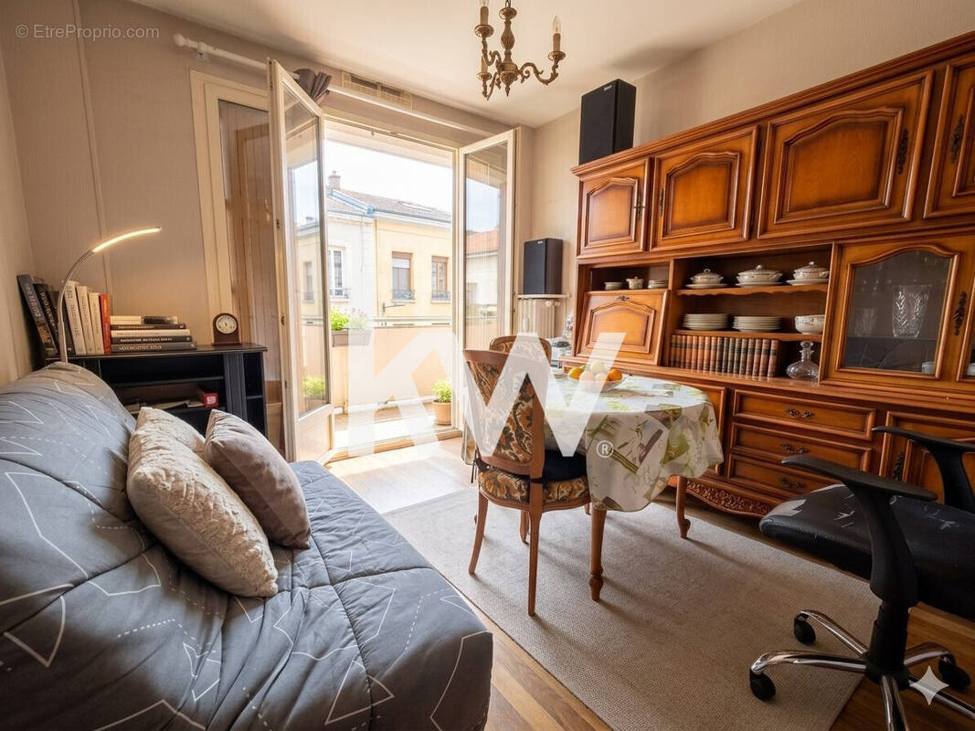 Appartement à SAINT-ETIENNE