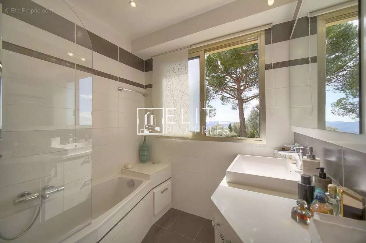 Appartement à GRASSE