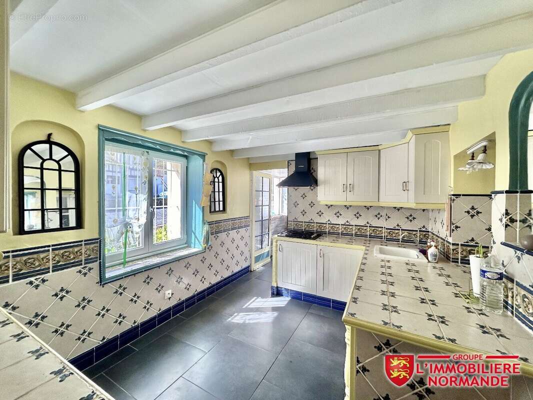 Maison à BONNIERES-SUR-SEINE