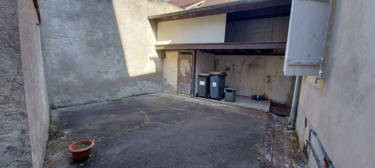 Maison à CHATEAUMEILLANT