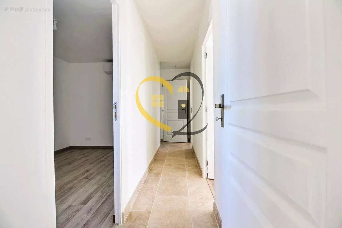 Maison à LA CHAPELLE-SAINT-URSIN