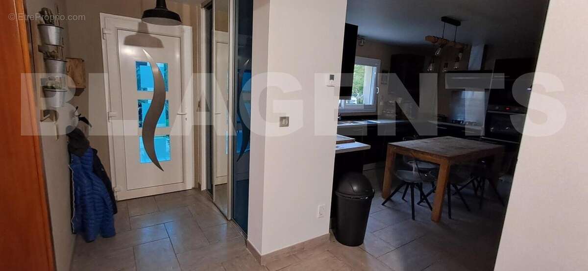 20250925_183716 - Maison à ISSANCOURT-ET-RUMEL