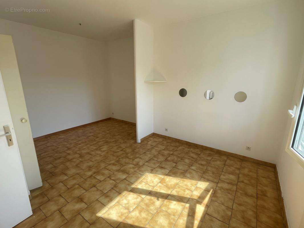 Appartement À Vendre - photo 5