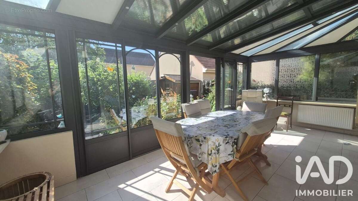 Photo 4 - Maison à LESIGNY