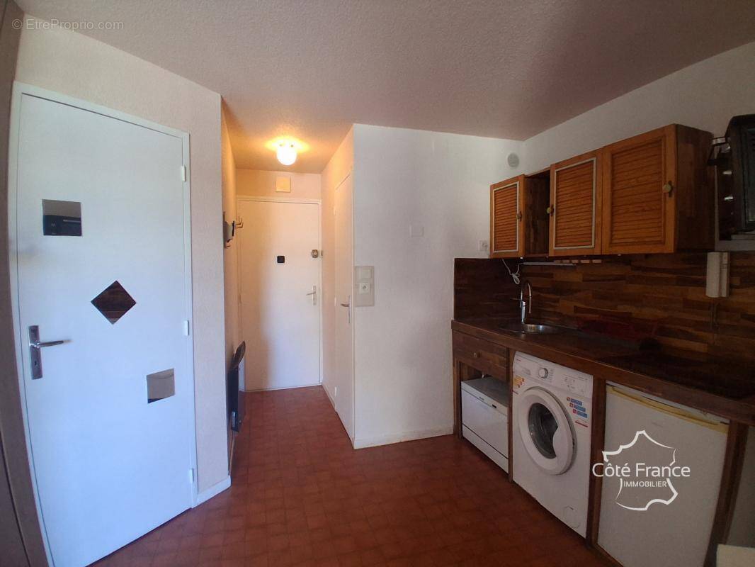 Appartement T2 avec balcon - Centre Port - Cap d'Agde - photo 5