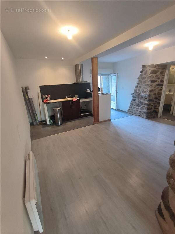 Appartement à SAINT-JEAN-DE-VERGES