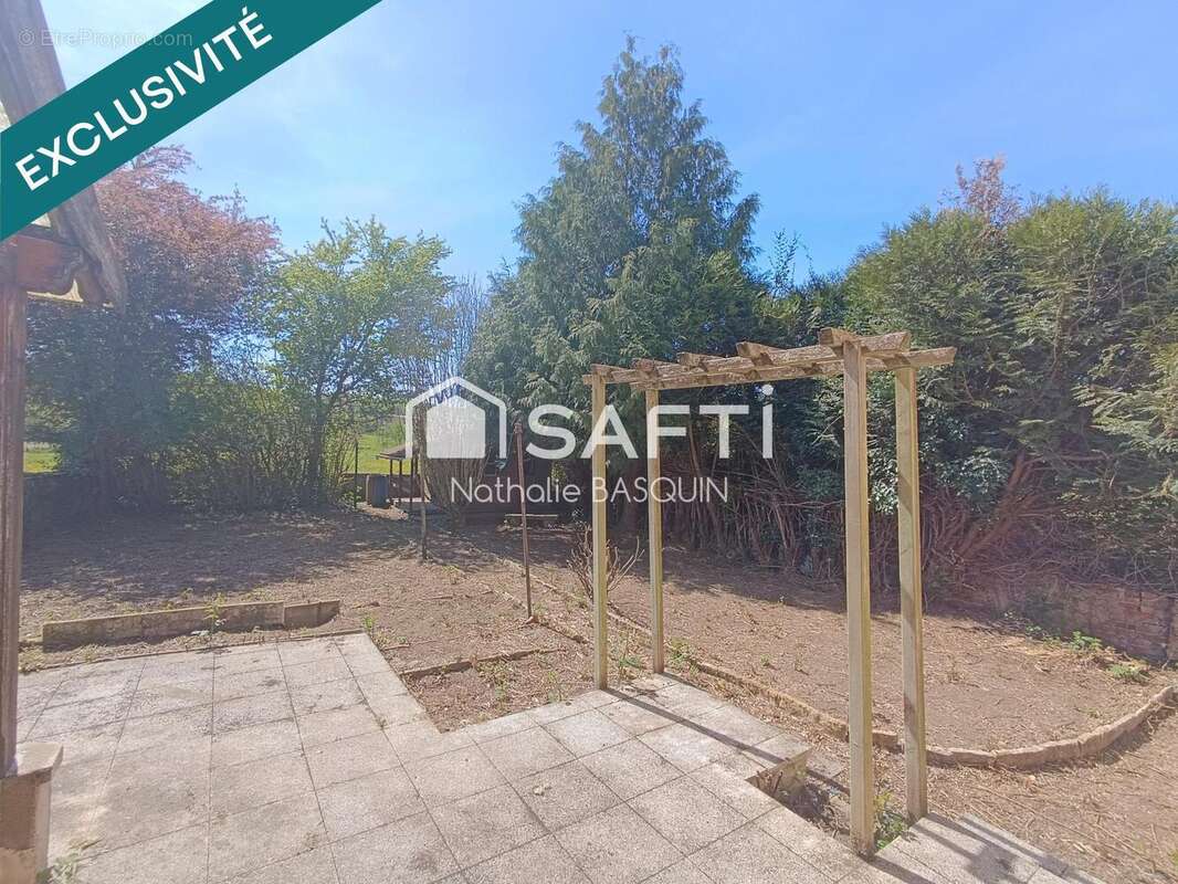 Maison 101 m² à Genouilly  - photo 4
