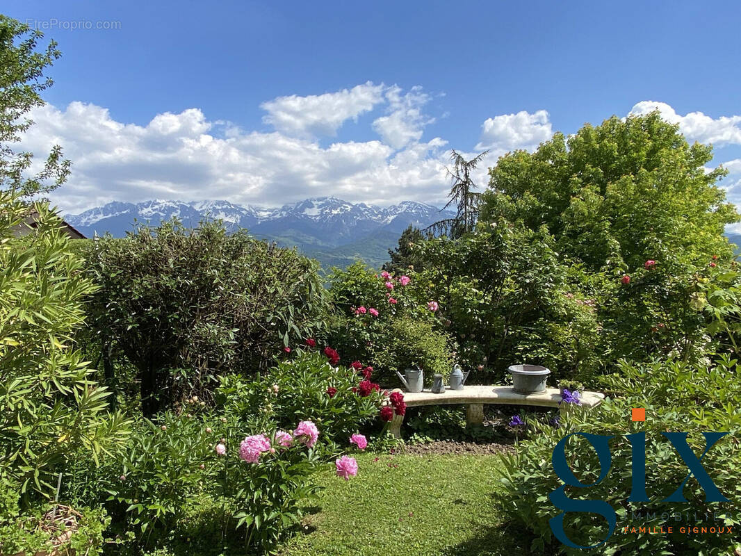 Maison à SAINT-ISMIER