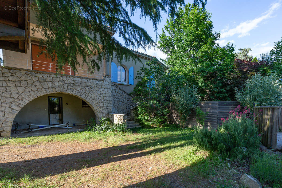 Maison à ROMANS-SUR-ISERE
