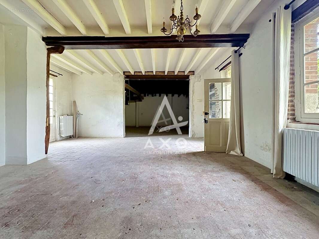 Maison à GUILLY