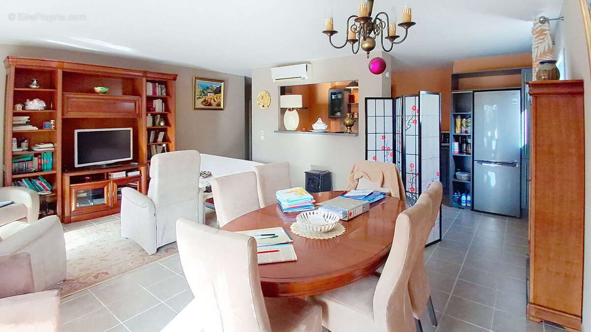 Appartement à LES ANGLES