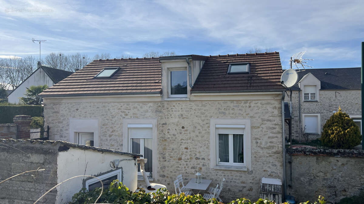 Maison à LA FERTE-ALAIS