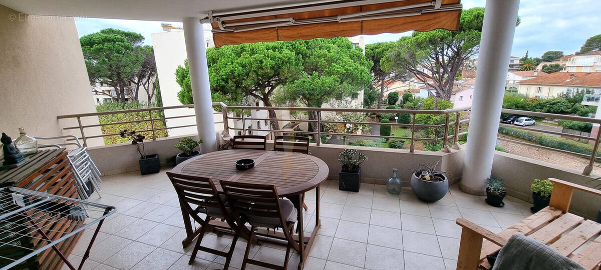 Appartement à SAINT-RAPHAEL