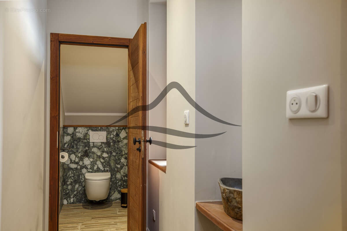 Appartement à AIX-LES-BAINS