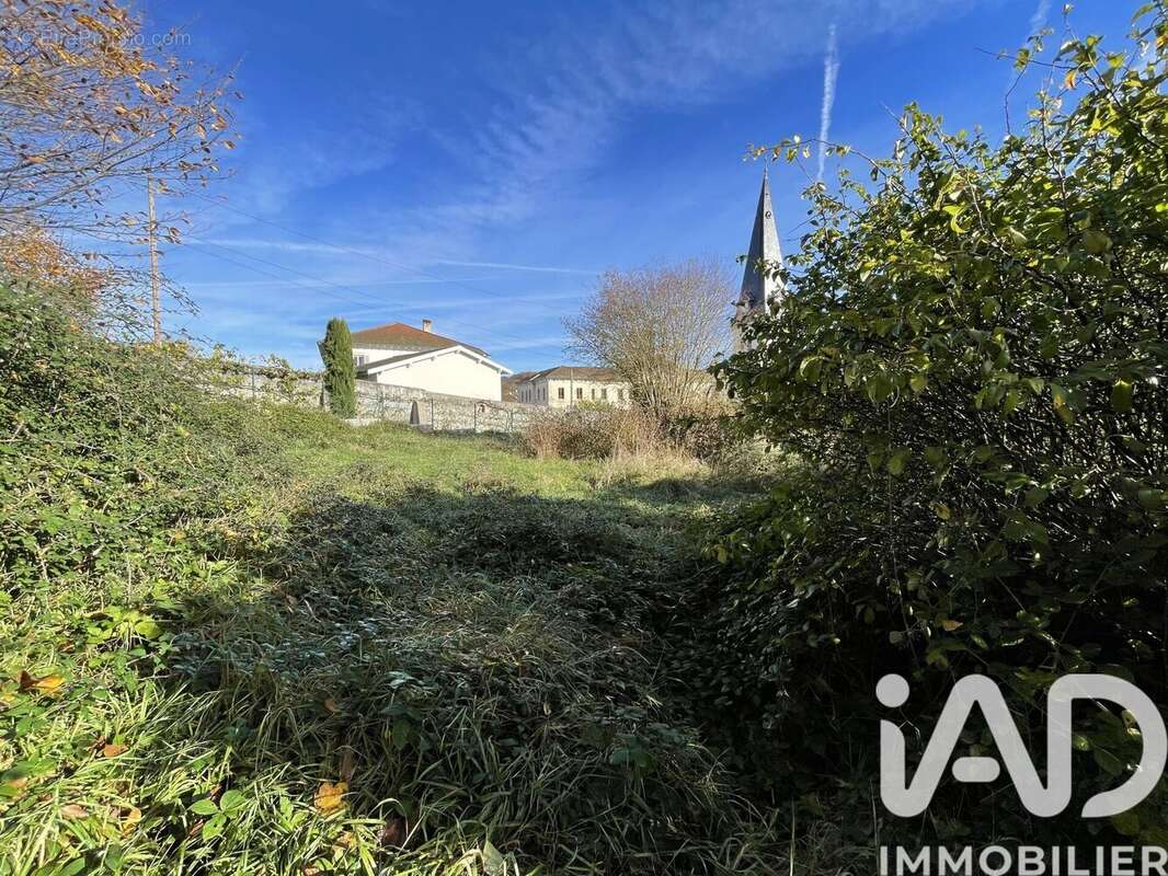 Photo 3 - Maison à NEUVILLE-SUR-AIN