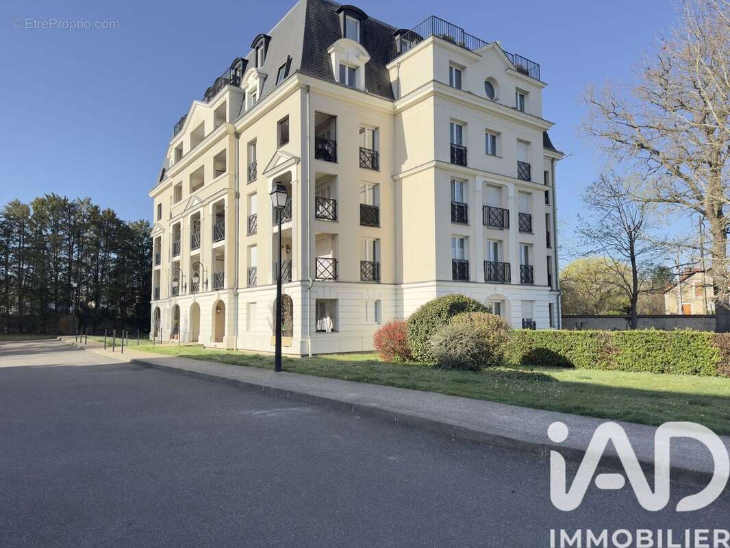 Photo 9 - Appartement à DAMMARIE-LES-LYS