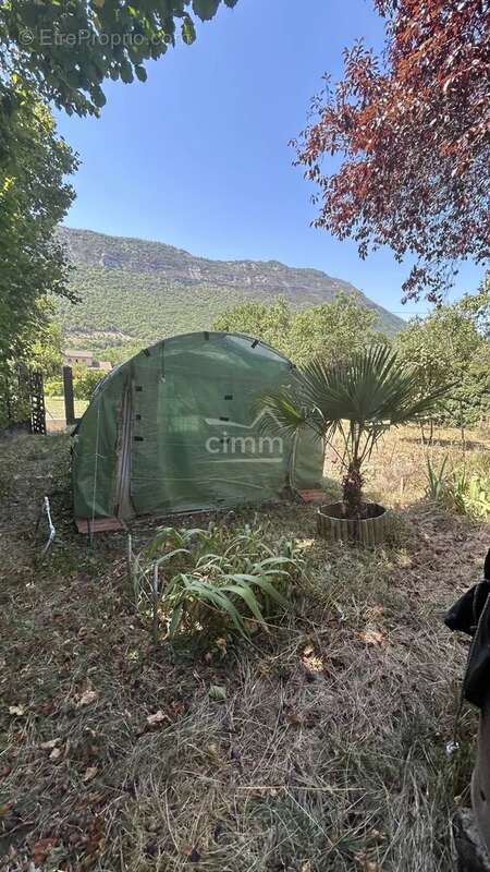 Maison à LARAGNE-MONTEGLIN